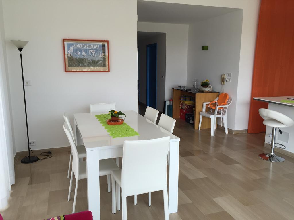 La Terrazza Sul Porto Villa มารีนาดีรากูซา ห้อง รูปภาพ